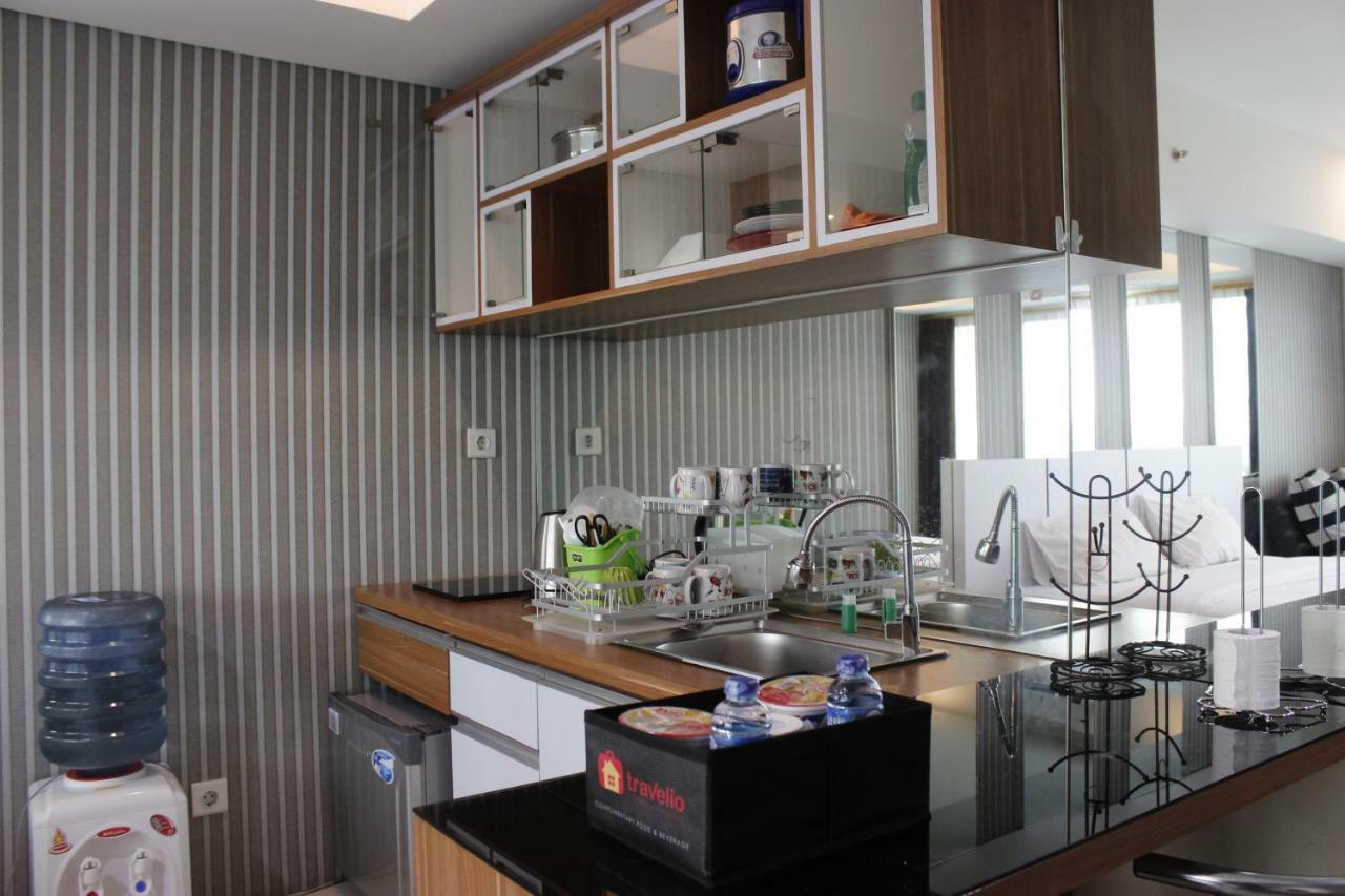 Bright Studio @ Tamansari La Grande Apartment By Travelio Бандунг Екстер'єр фото